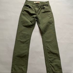 Boys olive Levi’s